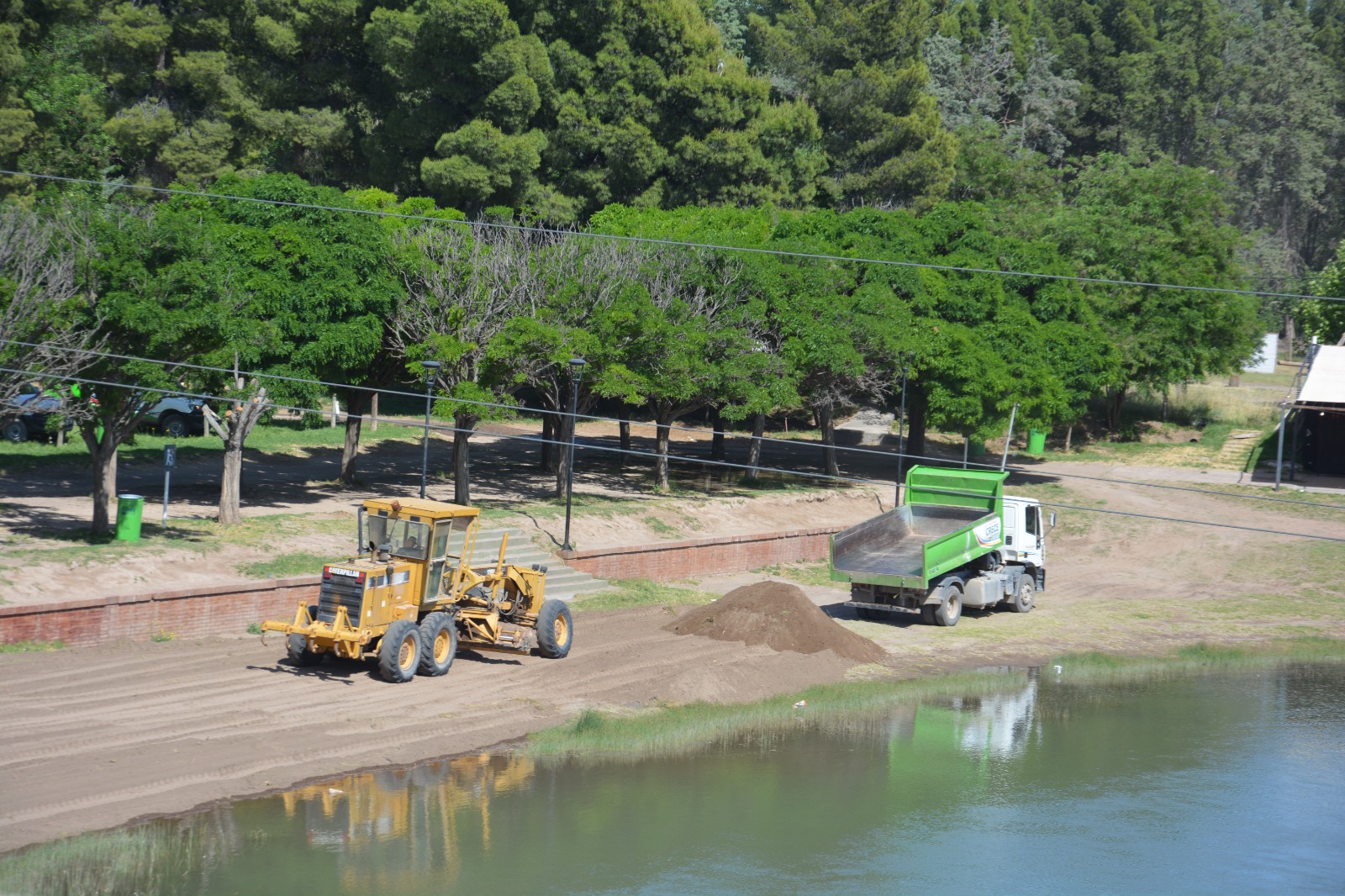 Río Colorado se prepara para el verano con mejoras en la playa del río