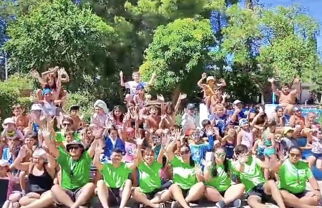 Un verano inolvidable en la colonia de vacaciones para los niños de la ciudad