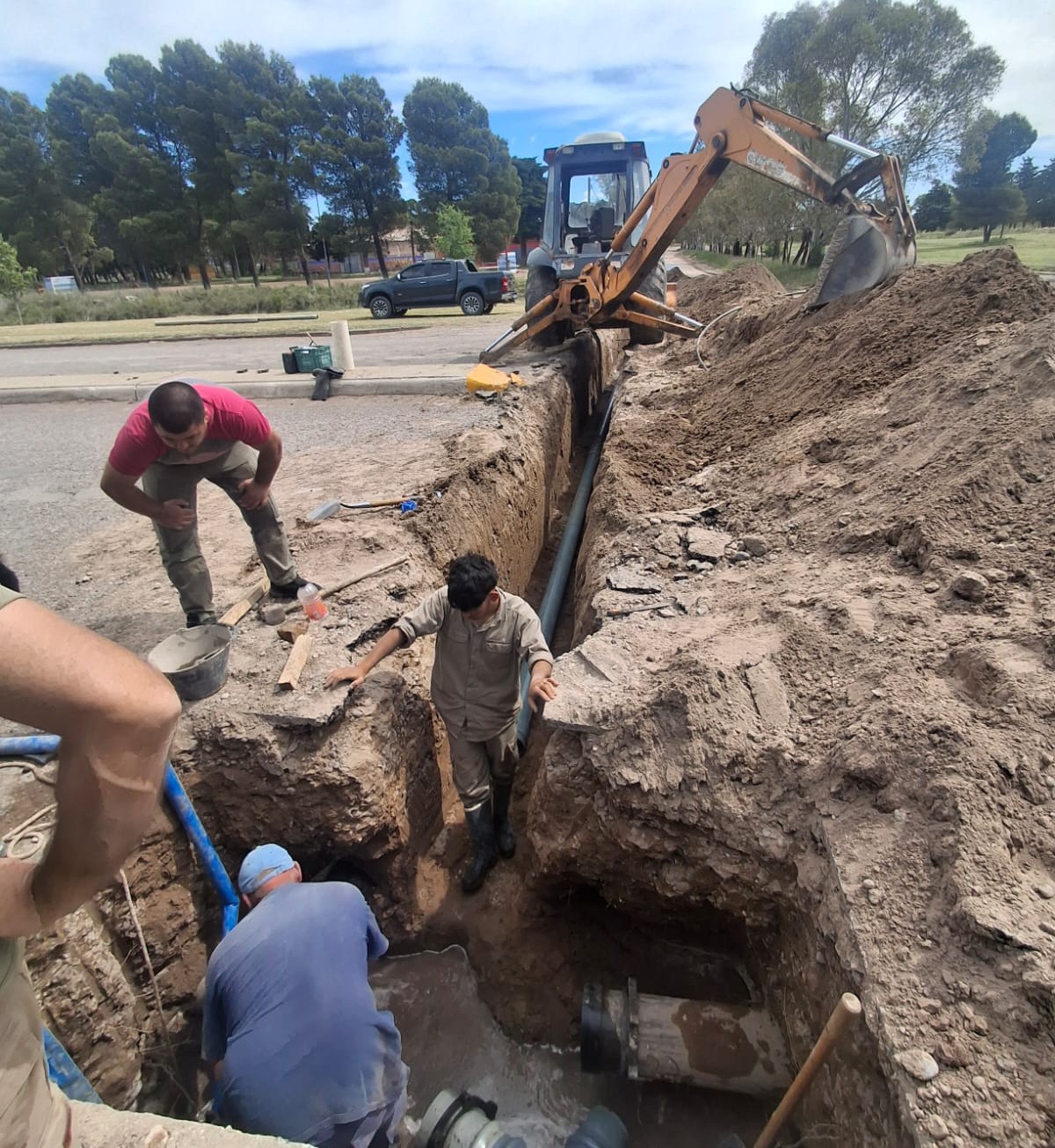 Avanza la ampliación de la red de agua potable en Colonia Contín